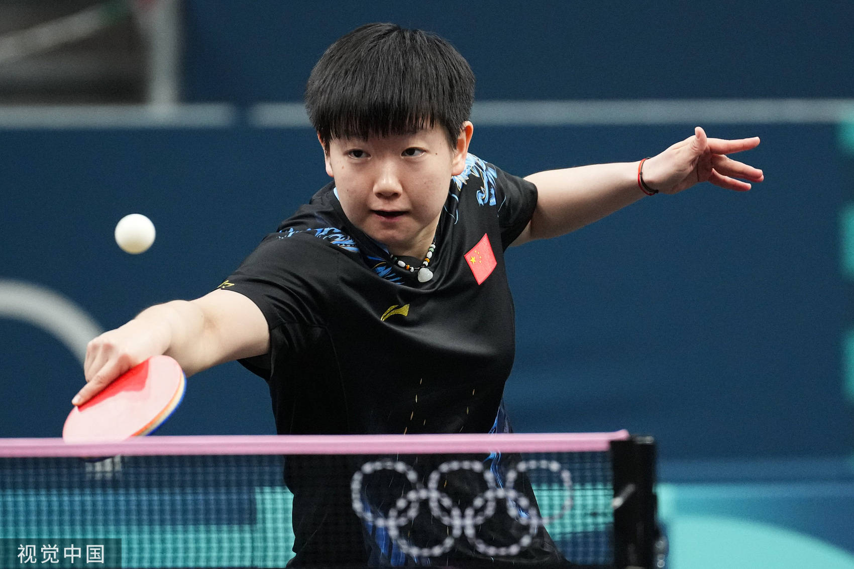 他是年轻的 他是年轻的