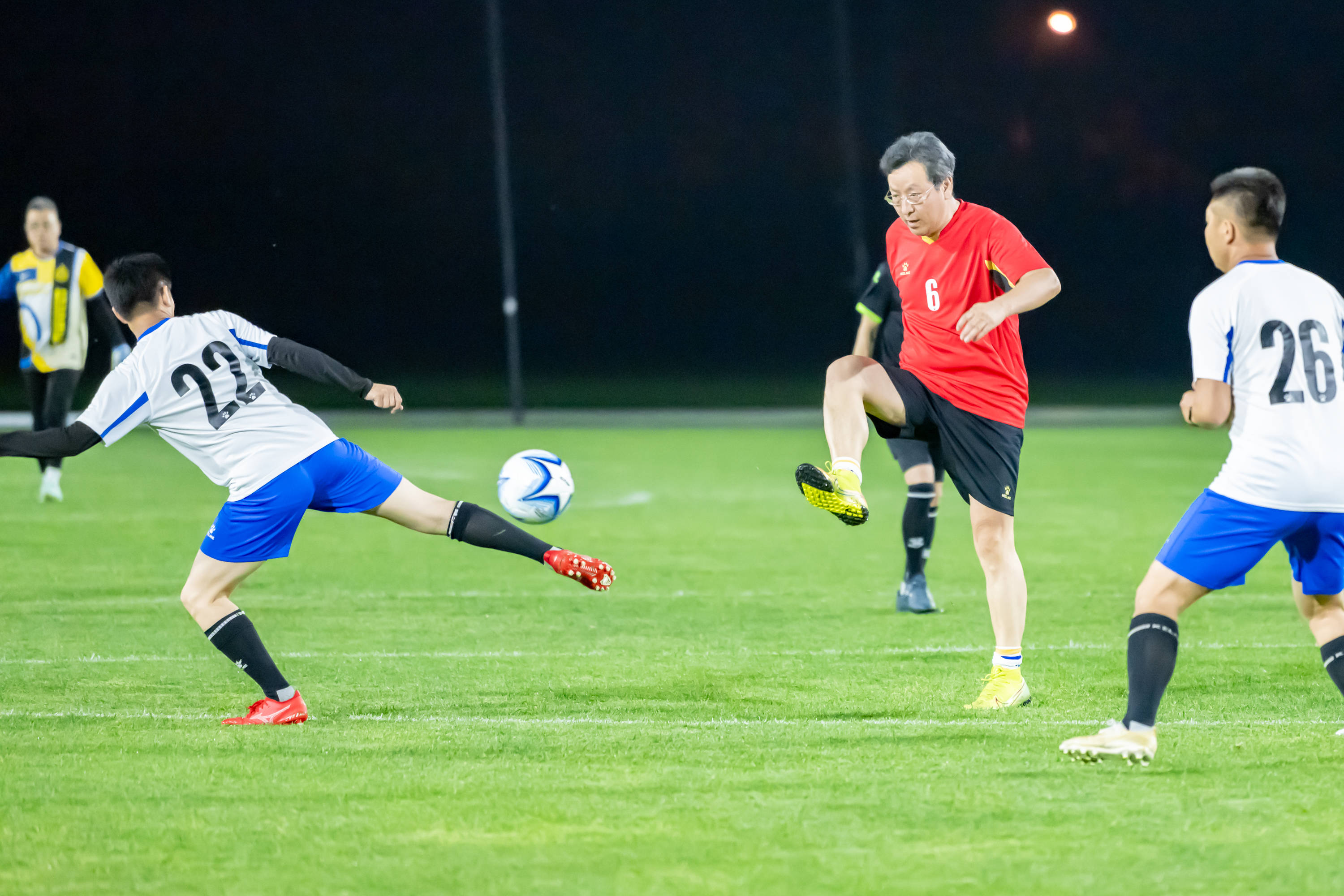 线撕得粉碎 线撕得粉碎